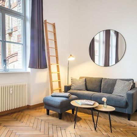 Schwarzlins Loftraum - Stilvolles Apartment Mit Smart Tv, Netflix, Disney Plus, Schnellem Wlan, Parken, Nespresso ザンクト・イングベルト エクステリア 写真
