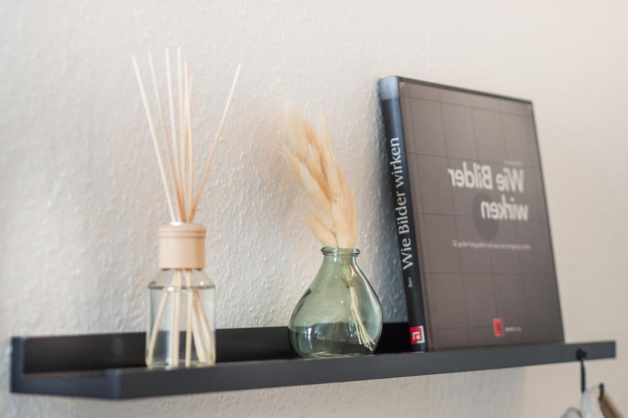 Schwarzlins Loftraum - Stilvolles Apartment Mit Smart Tv, Netflix, Disney Plus, Schnellem Wlan, Parken, Nespresso ザンクト・イングベルト エクステリア 写真